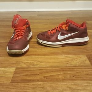 2012 Nike LeBron Low 9 Basketball Sneakers Size 10